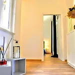 Vuel Sea View House -10 Minutes From The Airport Daire *
