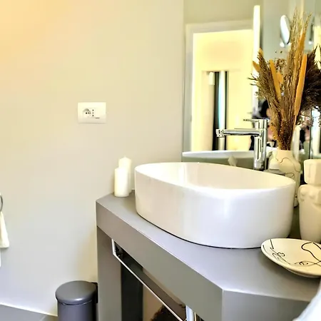 Apartman Vuel Sea View House -10 Minutes From The Airport *