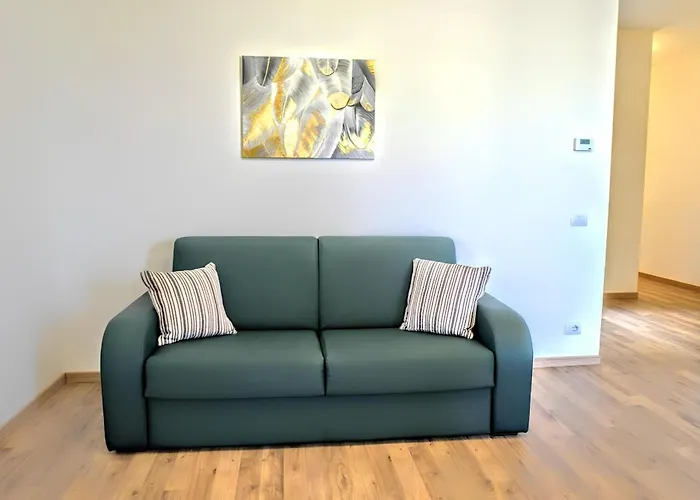 Vuel Sea View House -10 Minutes From The Airport Apartment *